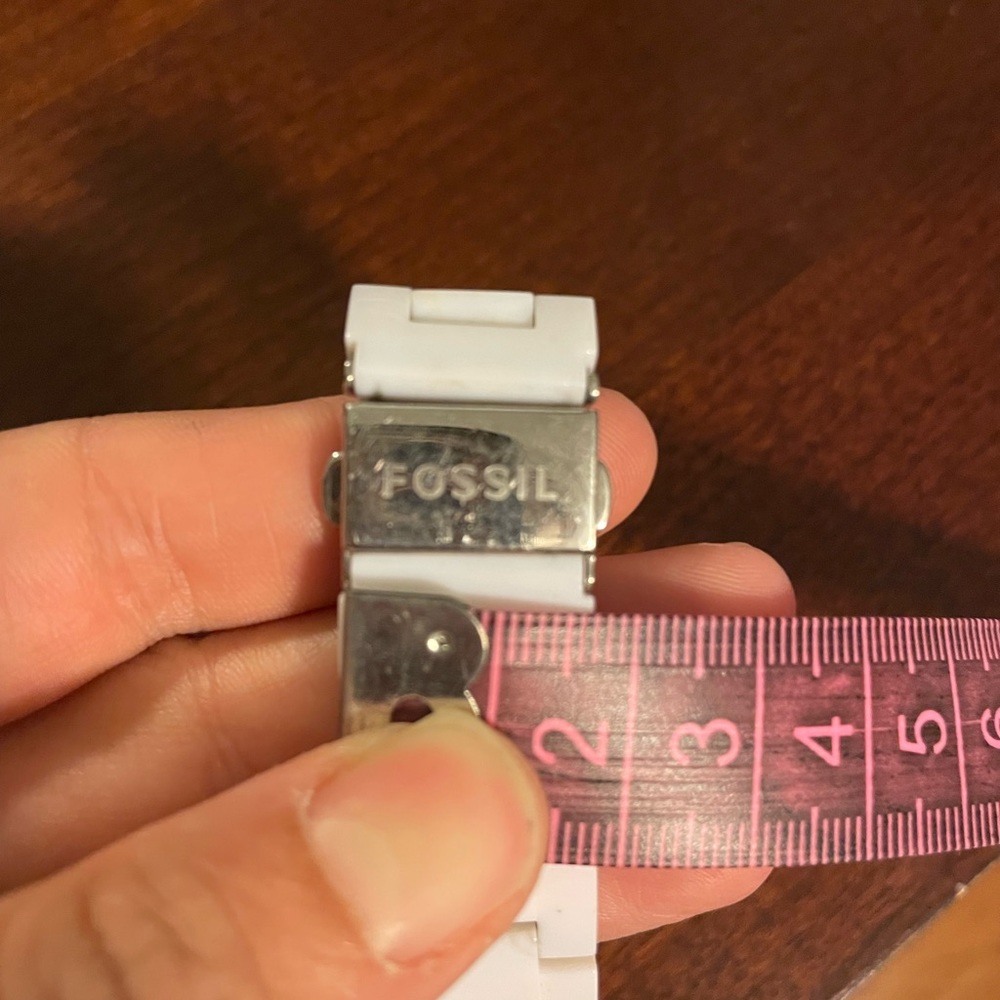 FOSSIL WATCH - Picture 5 of 7